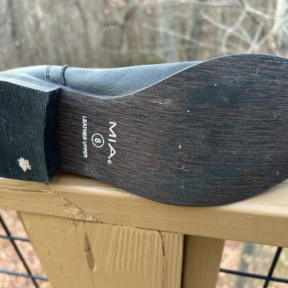 Mia short boots - Picture 3 of 4